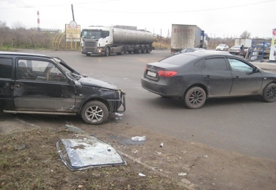 Водитель муром. Муром авария на Меленковском шоссе. Авария в Муроме вчера на Меленковском шоссе. Авария на Владимирском шоссе Муром. Авария в г Муроме на Меленковском шоссе 08.12.21